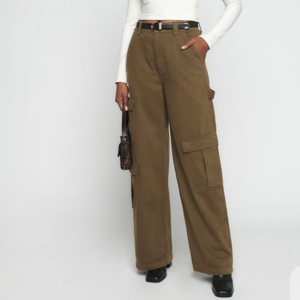 NWOT - REFORMATION ‘Landy’ Wide Leg Cargo Jeans in Dark Olive